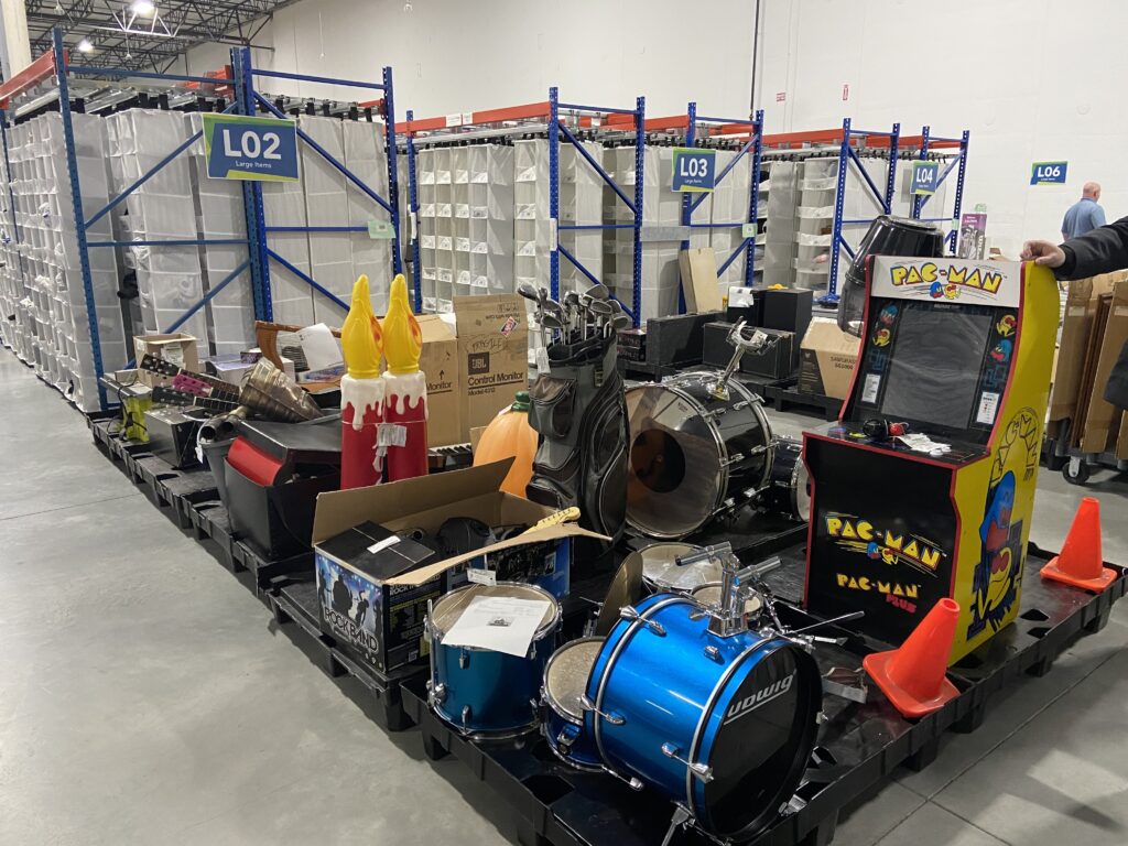 Large bulk and heavy inventory items in a secondhand e-commerce warehouse