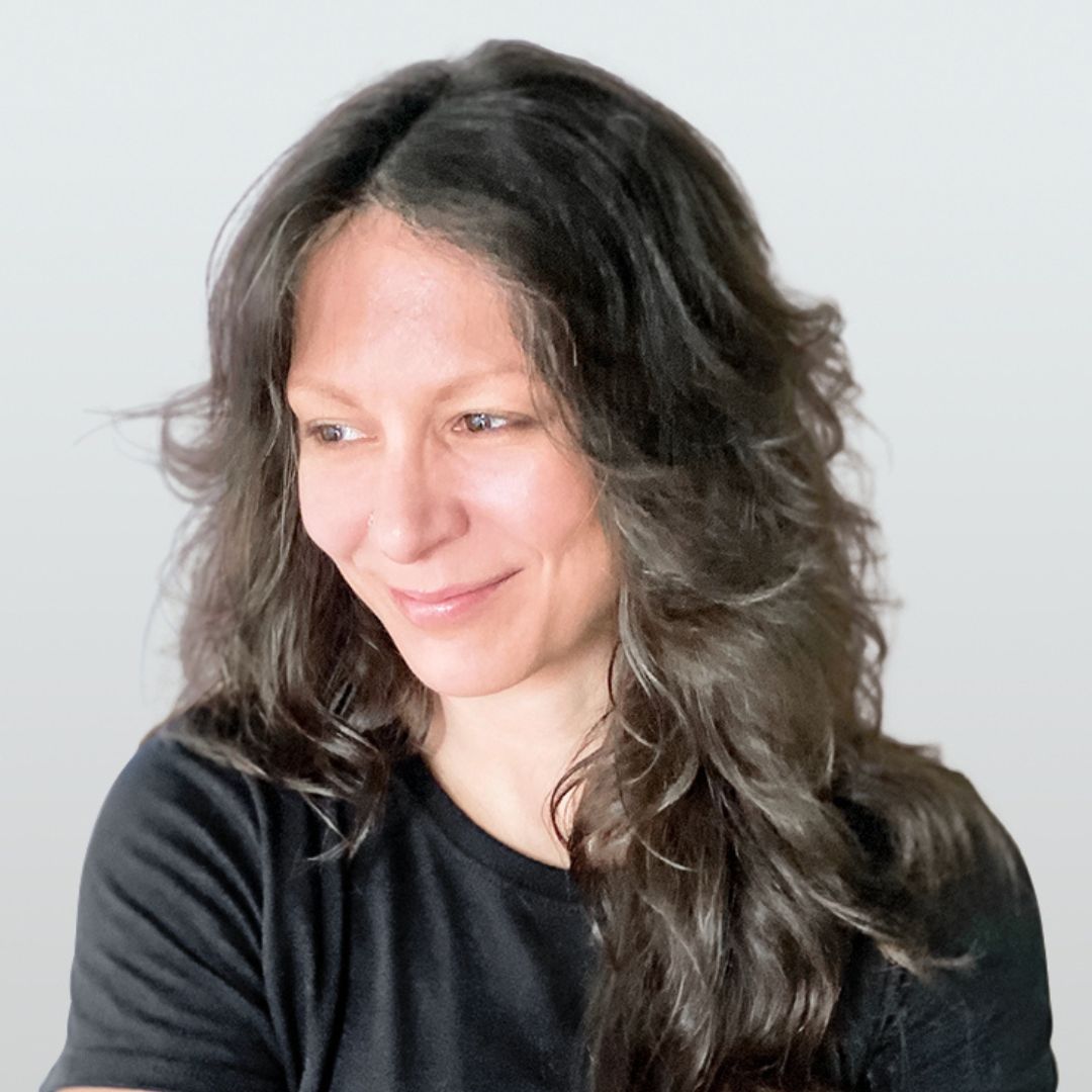 Aimee square headshot